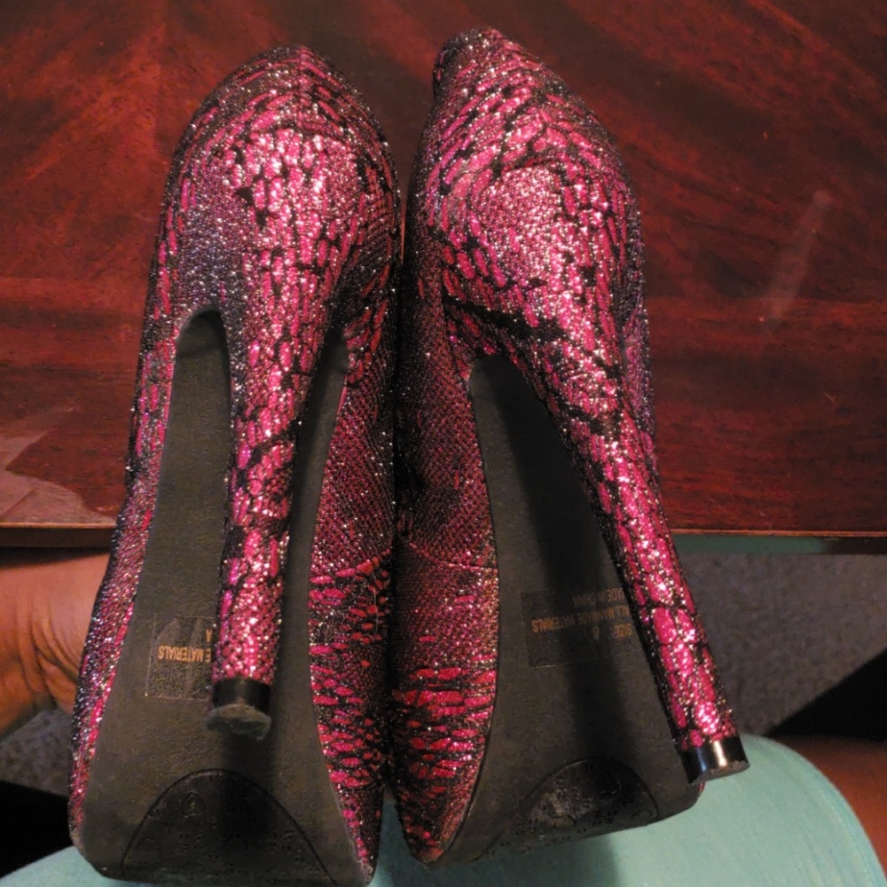High heels - Picture 3 of 5